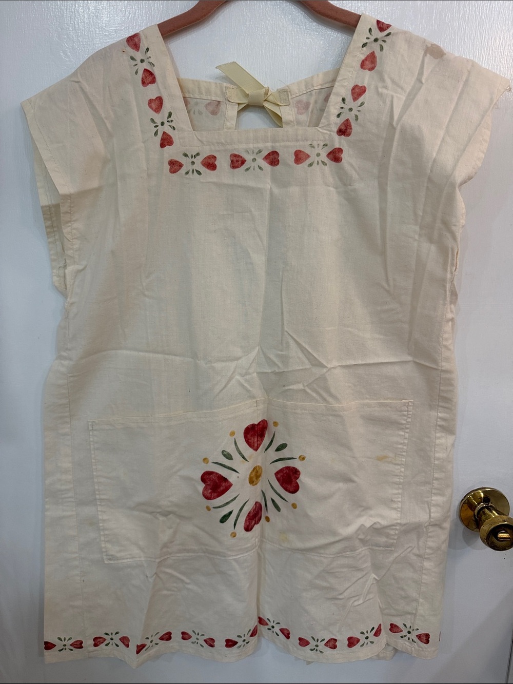 Hand Stenciled Cream Folk Embroidered Heart Smock w/Back Ties/One Size